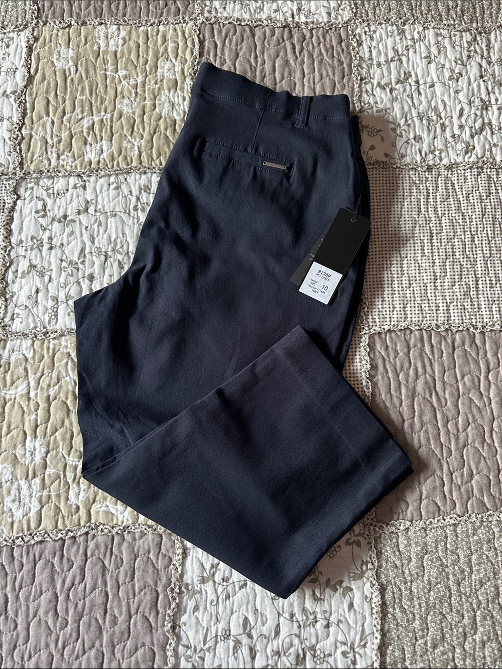 Women’s Simon Chang Deep Navy Crop Capri Pant Size 10 NWT
